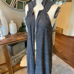 Sleeveless Gray Open Front Cardigan